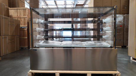 72‘’ Flat Glass Refrigerated Display Case RT-6F