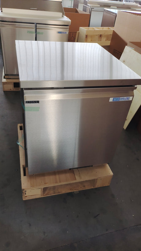 UC-27F 27‘’ Undercounter One Section Door Freezer